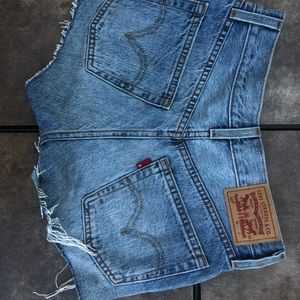 Levi’s 501 shorts